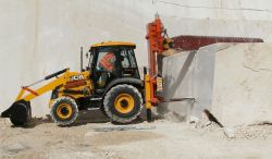 Fantini Kollu JCB Traktör