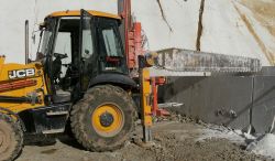 Fantini Kollu JCB Traktör